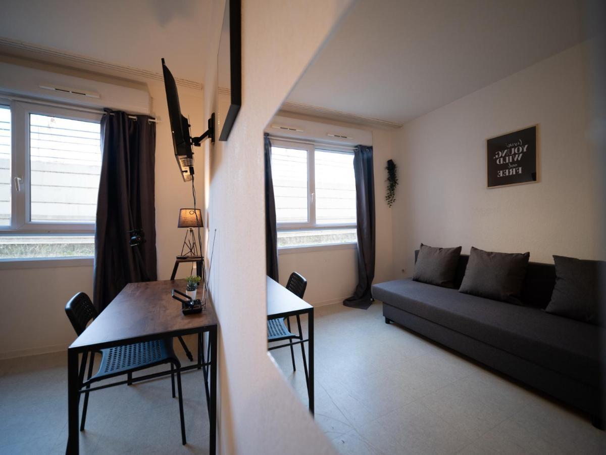 Appartement Tout Equipe Wifi A 6 Min St Charles Marsella Exterior foto